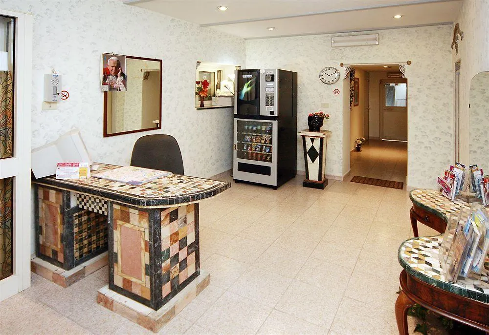 Hotel Lucia Rome Italy